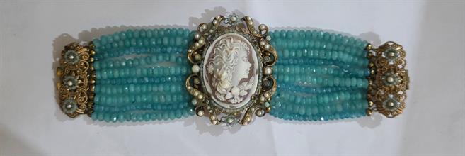 Lotto 111 - Bellissimo bracciale stile Liberty cammeo e pietre